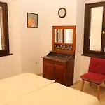 Apartment Center D16 In The Ancient Palace Split