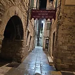 Apartment Center D16 In The Ancient Palace