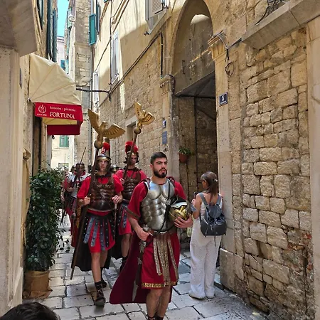 Dioklecian's Palace D16 Appartamento Spalato